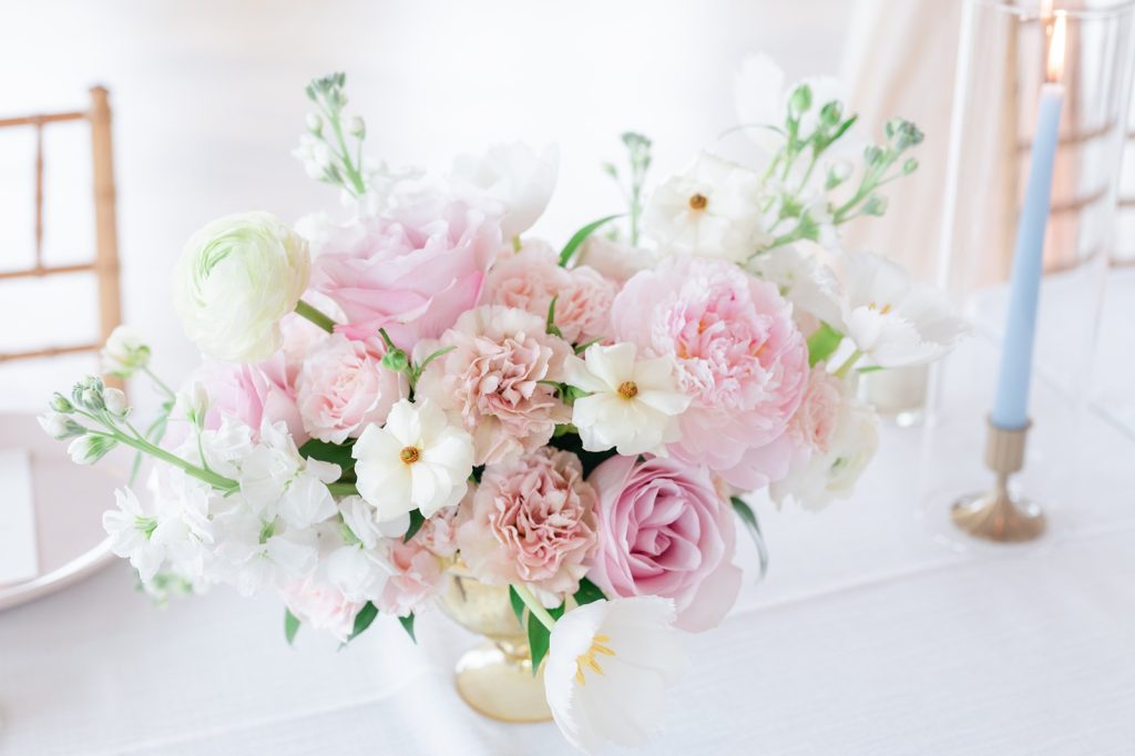white and blush floral arrangement